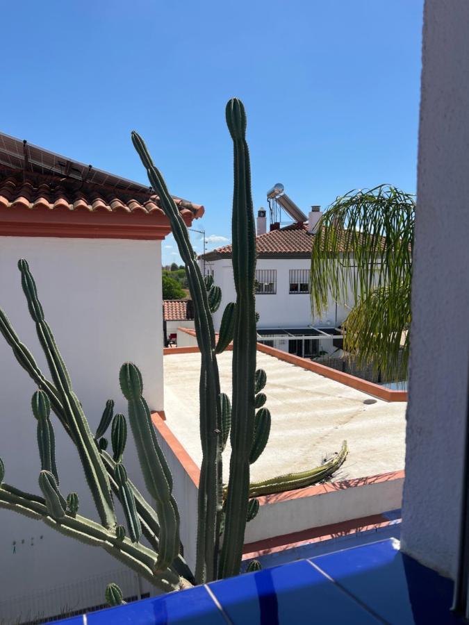 Mex Mairena del Aljarafe Exterior photo